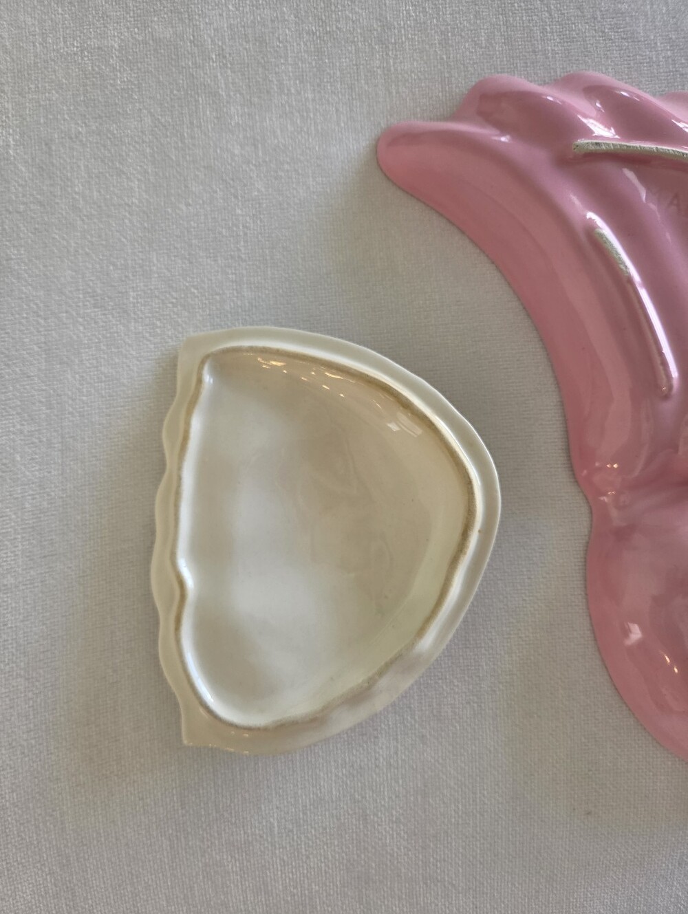 Pink Shell Ceramic Serving Dish - Picture 5 of 5